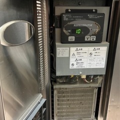 業務用冷蔵庫
の画像