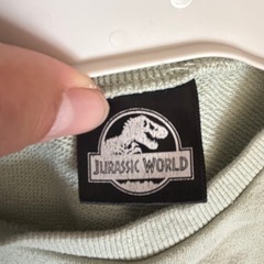 JURASSIC WORLD 恐竜柄トレーナー キッズ ベビー服の画像
