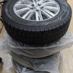 スタッドレスタイヤ　スタッドレスタイヤ ホイール付き　4本セット　195/65r15の画像