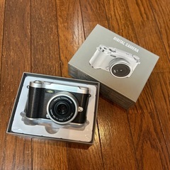 デジカメ　デジタルカメラ　新品　黒　お洒落の画像