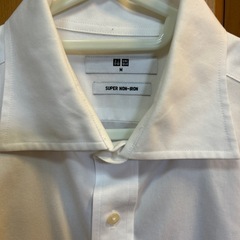 【UNIQLO】ワイシャツの画像