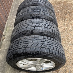 2024年！スタッドレス  　H28年式ヴォクシーで使用 　 PCD114.3の画像