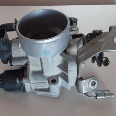 ★ハイゼットカーゴ　S321V スロットルボディ 　　　　　　の画像