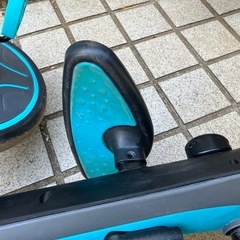 手押し棒つき三輪車　GLOBBER エクスプローラートライク3in1の画像