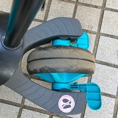 手押し棒つき三輪車　GLOBBER エクスプローラートライク3in1の画像