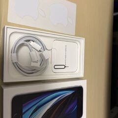 iPhone SE 第2世代 (SE2) ホワイト　２５６Ｇの画像