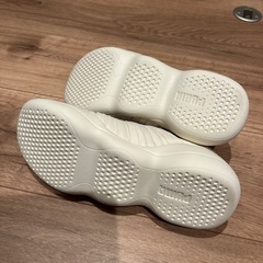②PUMAスニーカー☆22.5センチの画像