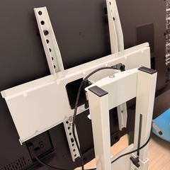 43型テレビ&キャスター付きテレビ台
の画像