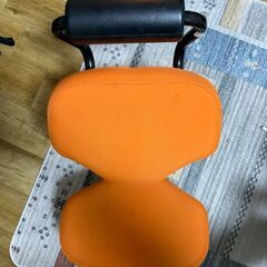 【12/30まで！処分価格】バランスチェア (腰痛対策/姿勢矯正) の画像