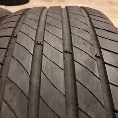 2023年製 ミシュラン 225/50R18 4本 バリ山 夏タイヤ中古 エスティマカローラクロスなどにの画像