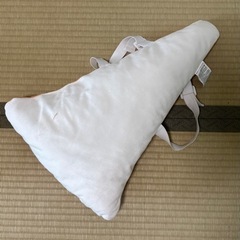 ベビー用ピザスライス クッション 持ち手付きの画像