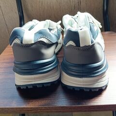 新品 24.5cm レディース 靴 スニーカー ホワイト 厚底 シューズ 普段着 識別番号:【N628-S】の画像