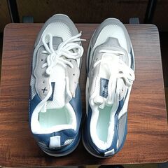 新品 24.5cm レディース 靴 スニーカー ホワイト 厚底 シューズ 普段着 識別番号:【N628-S】の画像