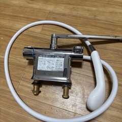 浴室水栓の画像