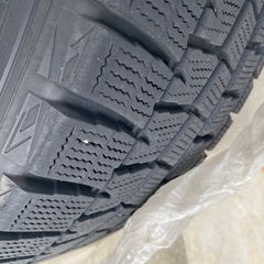 スタッドレスタイヤ　215/60R17の画像