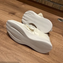 ①SKECHERSスニーカー☆23.５センチの画像