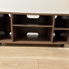 テレビボードの画像
