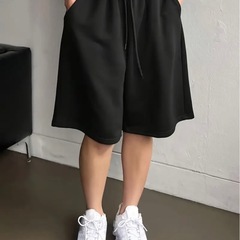 黒 ジャージ 半ズボンの画像