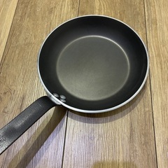 🩶フランス製フライパンDE BUYER アルミ ノンスティックの画像