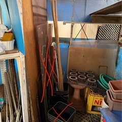 温室の中にある色々の画像