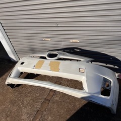 ZVW30 プリウス30 前期　フロントバンパーの画像