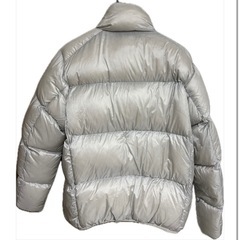 ユニクロ　ウルトラライトダウンの画像