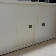 
IKEAのBESTÅ（ベストー）テレビ台・収納棚の画像