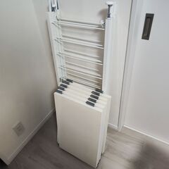 突っ張り棚の画像