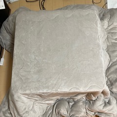 こたつテーブル
の画像