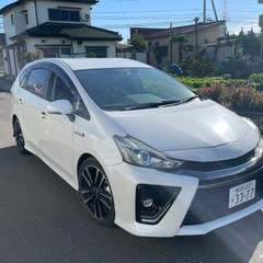 トヨタ　プリウス　アルファ　SツーリングセレクションGR スポーツの画像