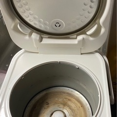 ハイアール　マイコンジャー炊飯器　3合の画像