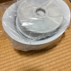 ピュアクリスタル ウェル 1.5L 猫 吸水器の画像