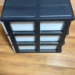 衣類収納ケースの画像