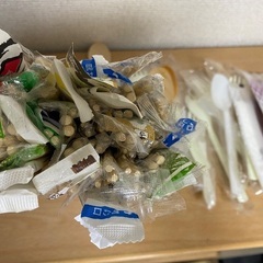 割り箸、スプーン、フォーク、紙コップ　まとめての画像