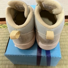 asicsキッズシューズ　スクスク　13.5センチの画像