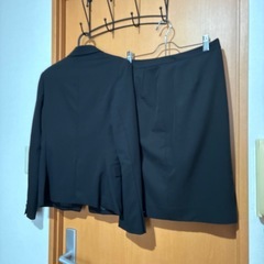 スカートスーツ ジャケット 上下セット 9号 黒の画像