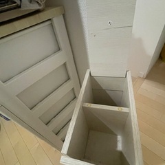 トイレ収納の画像