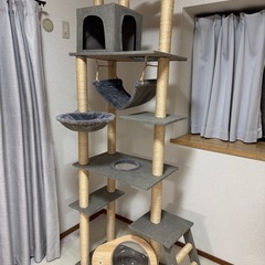 【商談中】突っ張りタイプキャットタワーの画像