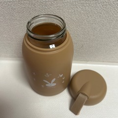 うさぎの柄　水筒の画像