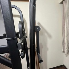 懸垂マシン ベンチプレス付き 分解済みの画像