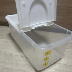 【まとめて譲ります】米びつ、畳める水切り、ボウルの画像