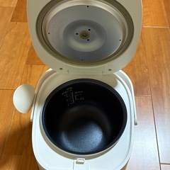 炊飯器の画像