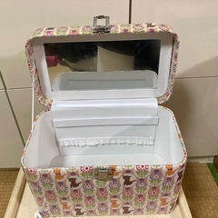 収納ボックスの画像