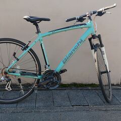 整備済 新品部品3点交換済 兵庫県西宮市発 Bianchi ビアンキ クロスバイク カメレオンテの画像