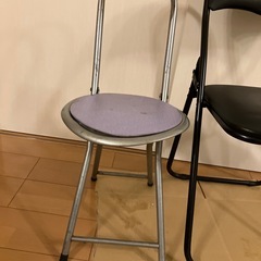 椅子二脚の画像