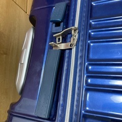 イノベーター　スーツケースの画像