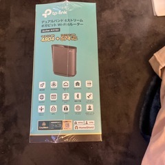 TPlinkルーター(5GHz/4804Mbps+2.4GHz/574Mbps)の画像