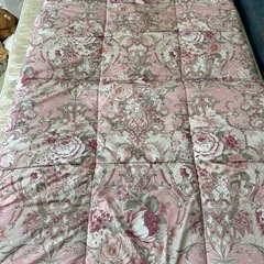 セミダブルベッドフレーム、マットレス、ふよん、こたつの画像