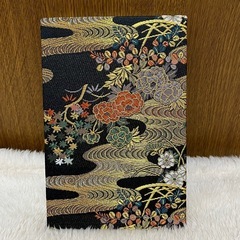 新品未使用 御朱印帳 Lサイズ 雅（黒）花柄の画像