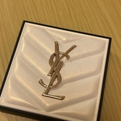 YSL オールアワーズ ハイパールミナイザー 01の画像